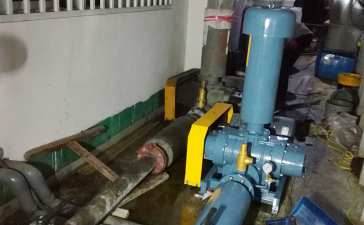 你們這里可以定制不銹鋼羅茨風機嗎